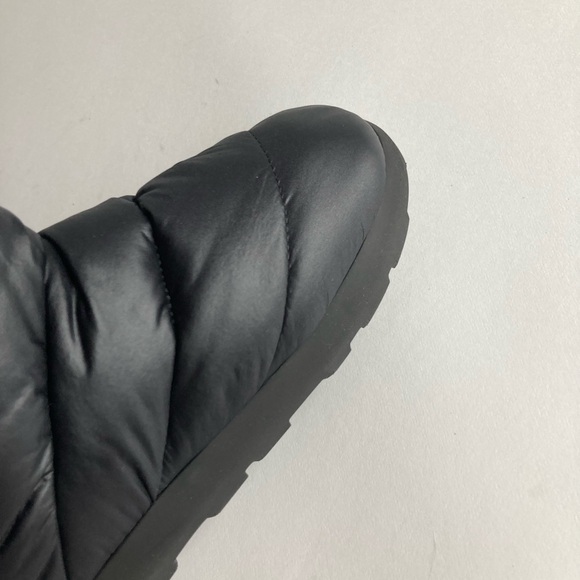 New Plumestudio Luna Black Nylon Pillow Puffy Slip On Booties Size EUR39, US 8.5 - Picture 10 of 16